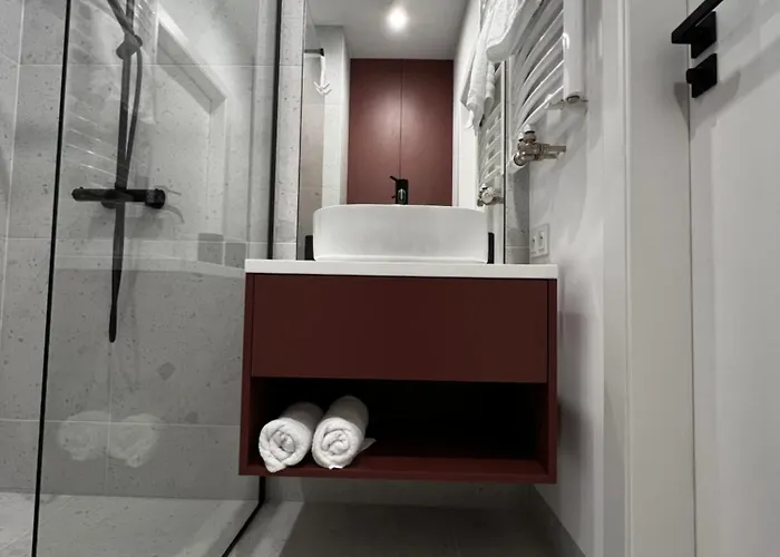 Kensington - Centrum, Polna, Jezyce Self Check-in 24h Познань