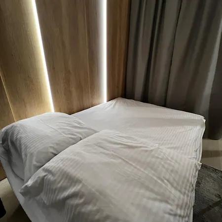 Kensington - Centrum, Polna, Jezyce Self Check-in 24h * بوزنان